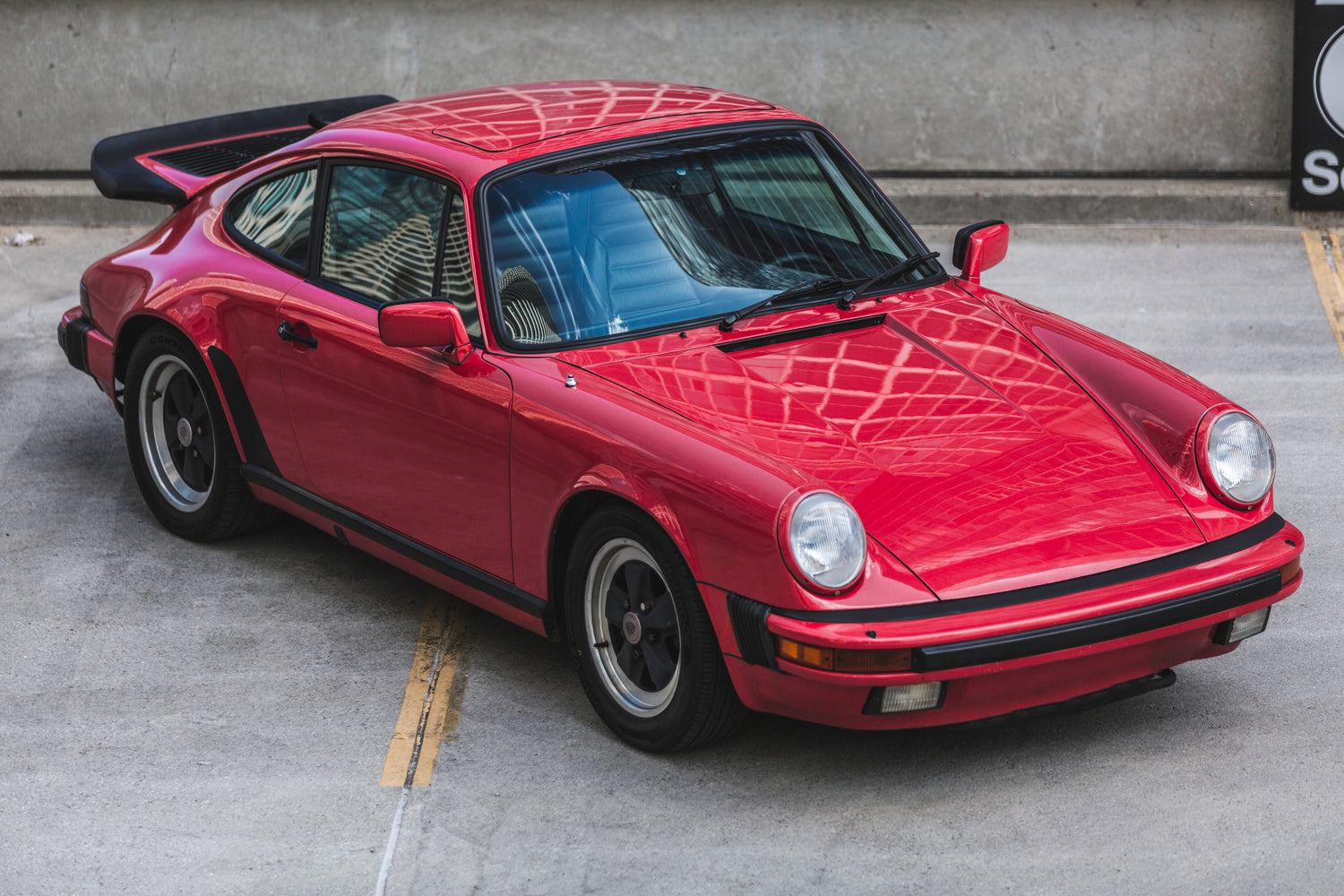 Vintage-Red-Porsche